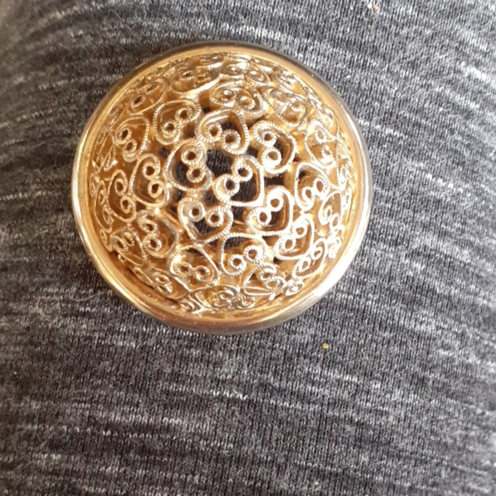 1960s Bellini goldtone high dome brooch pin